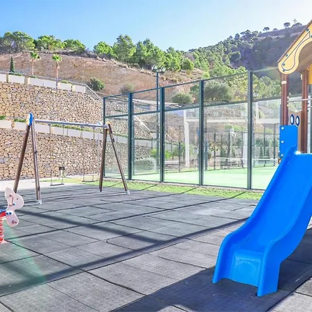 Apartamento Skyline 14 Large And Sunny All-day Balcony With Stunning Sea Views
