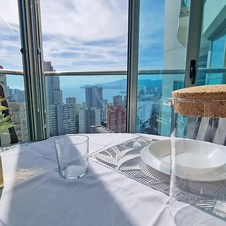 Apartament Skyline 14 Large And Sunny All-day Balcony With Stunning Sea Views