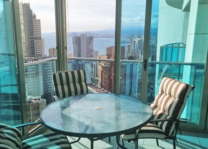 Апартаменты Skyline 14 Large And Sunny All-day Balcony With Stunning Sea Views *